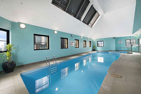 YEHS Hotel Sydney Harbour Suites - Northern Rivers Accommodation 9