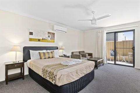 Blackwater Central Motel - Northern Rivers Accommodation 1