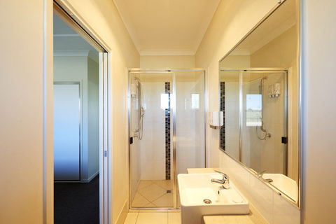 Blackwater Central Motel - Northern Rivers Accommodation 2