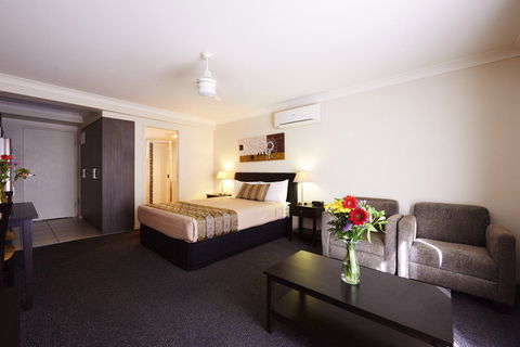 Blackwater Central Motel - Northern Rivers Accommodation 3