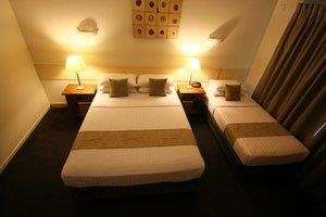 Emerald Maraboon Motor Inn - Northern Rivers Accommodation 9