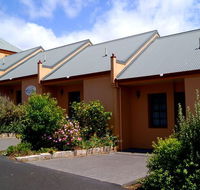 Meredith House and Mews - Northern Rivers Accommodation