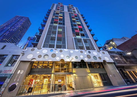 Brady Hotel Central Melbourne - Northern Rivers Accommodation 0