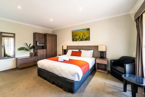 Parkes International - Northern Rivers Accommodation 1