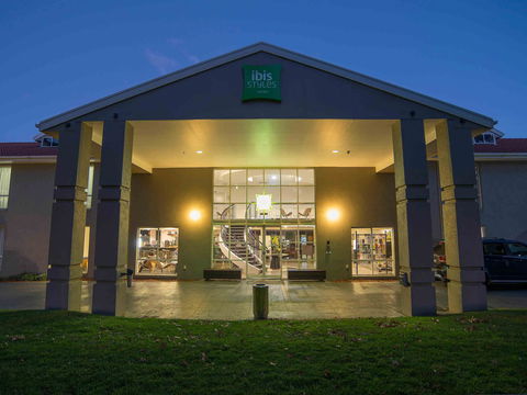 Ibis Styles Canberra - Northern Rivers Accommodation 0