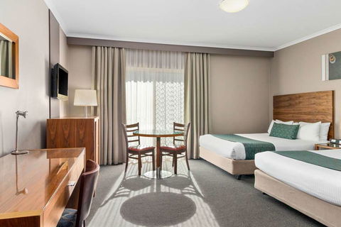 Quality Hotel Dickson - Northern Rivers Accommodation 1