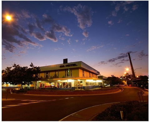 Isa Hotel - Northern Rivers Accommodation 0