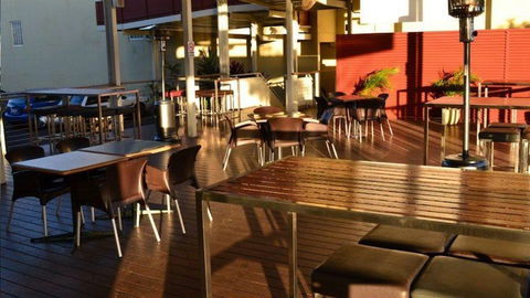 Isa Hotel - Northern Rivers Accommodation 1