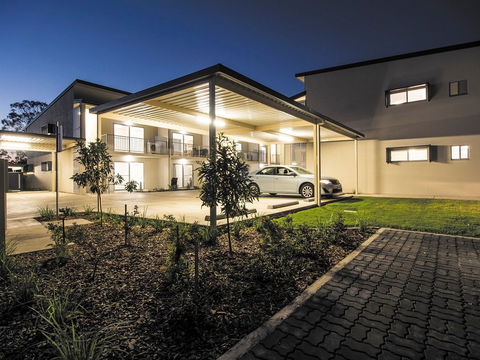 Oaks Middlemount - Northern Rivers Accommodation 0