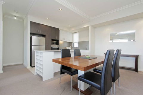 Zappeion Apartments - Northern Rivers Accommodation 1
