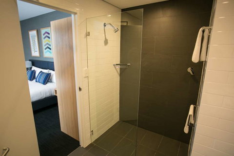 Alpha Hotel Eastern Creek - Northern Rivers Accommodation 1