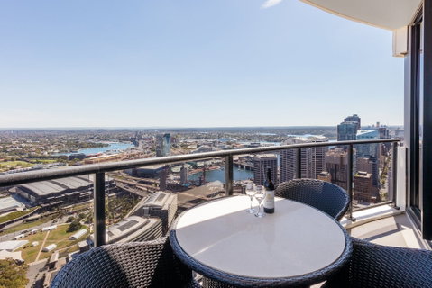 Meriton Suites Kent Street - Northern Rivers Accommodation 2