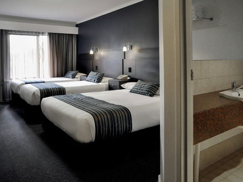 Ibis Styles Adelaide Manor - Northern Rivers Accommodation 1