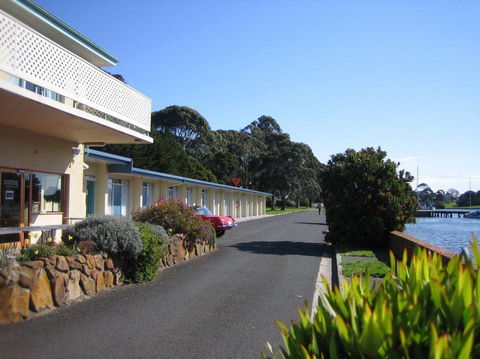 The Waterfront Wynyard - Northern Rivers Accommodation 0