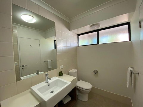 Margarets in Town Apartments - Northern Rivers Accommodation 12