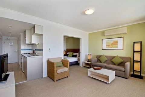 Mantra Ettalong Beach, Ettalong - Northern Rivers Accommodation 4