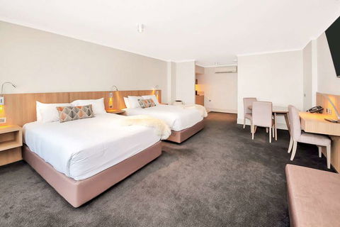 Clarion Hotel Townsville - Northern Rivers Accommodation 7