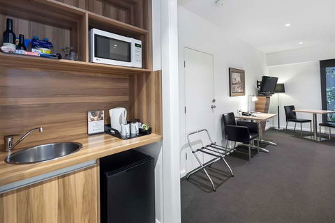 Best Western Plus Ballarat Suites - Northern Rivers Accommodation 7