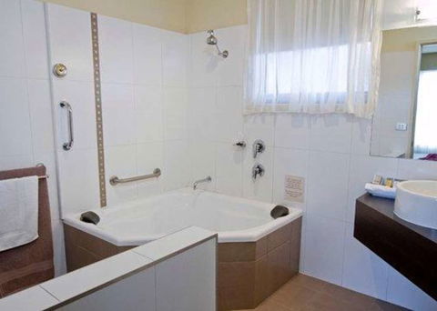 Comfort Inn & Suites City Views - Northern Rivers Accommodation 6
