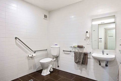 Quality Inn Heritage On Lydiard - Northern Rivers Accommodation 6