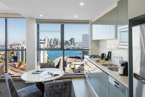 Meriton Serviced Apartments North Sydney - Northern Rivers Accommodation 6