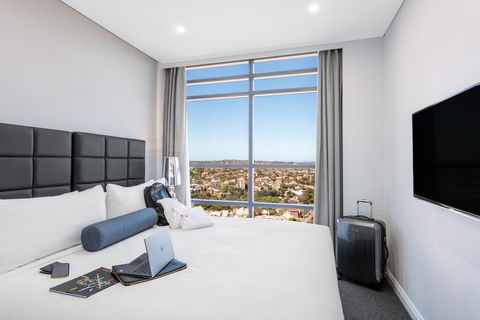 Meriton Serviced Apartments North Sydney - Northern Rivers Accommodation 11