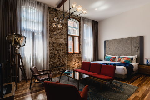 The Old Clare Hotel - Northern Rivers Accommodation 12