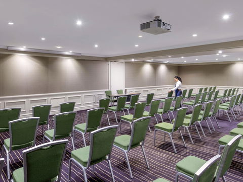 Pullman Hyde Park Sydney - Northern Rivers Accommodation 9