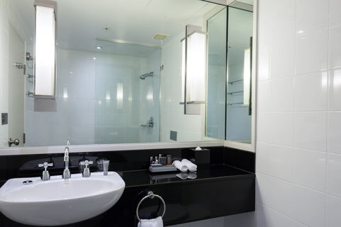 Sydney Harbour Marriott At Circular Quay - Northern Rivers Accommodation 4