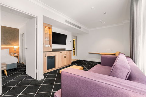 Holiday Inn Darling Harbour - Northern Rivers Accommodation 13