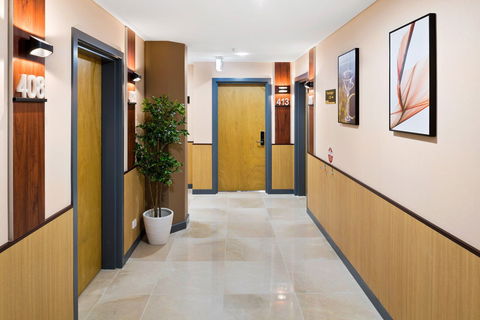 Sydney Hotel QVB - Northern Rivers Accommodation 4