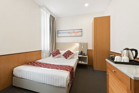 Sydney Hotel QVB - Northern Rivers Accommodation 9