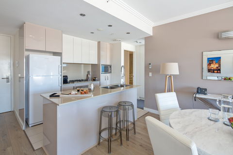 Zara Tower Serviced Apartments - Northern Rivers Accommodation 11