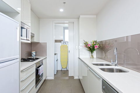Astra Apartments North Sydney - Northern Rivers Accommodation 5