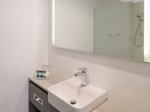 Mercure Sydney Wynyard - Northern Rivers Accommodation 14