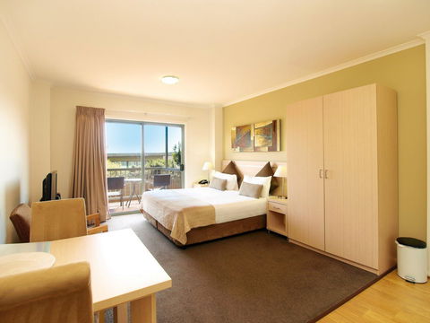 Oaks Goldsbrough Apartment Hotel - Northern Rivers Accommodation 1