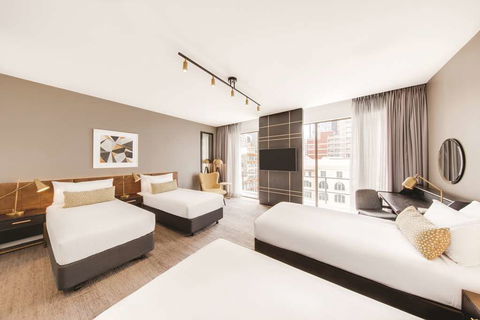 Vibe Hotel Sydney - Northern Rivers Accommodation 5