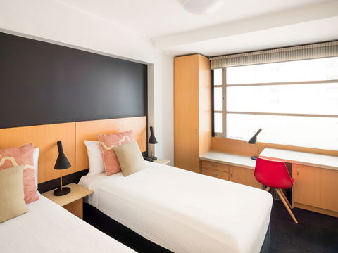 Hotel Ibis World Square - Northern Rivers Accommodation 3