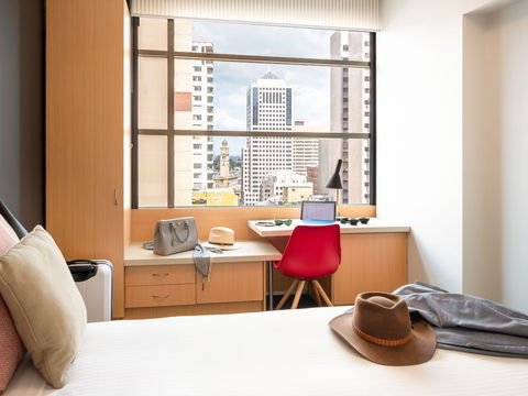 Hotel Ibis World Square - Northern Rivers Accommodation 6