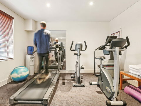 Hotel Ibis World Square - Northern Rivers Accommodation 12
