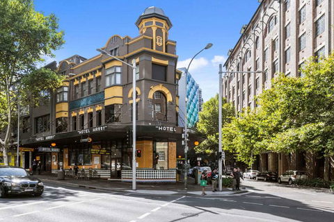 Hotel Harry, An Ascend Hotel - Northern Rivers Accommodation 0