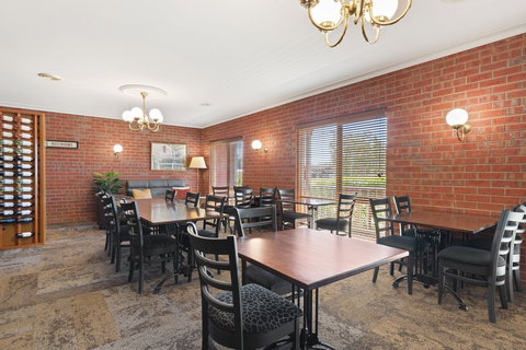 Burke & Wills Motor Inn - Northern Rivers Accommodation 6