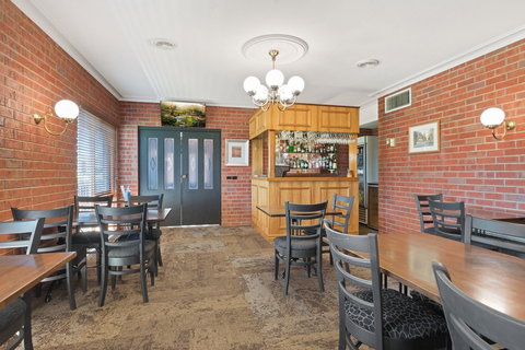 Burke & Wills Motor Inn - Northern Rivers Accommodation 8