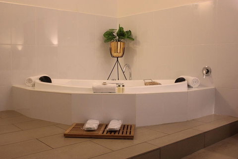 Swan Hill Resort - Northern Rivers Accommodation 8