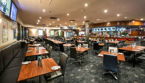 Nightcap At Playford Tavern - Northern Rivers Accommodation 3