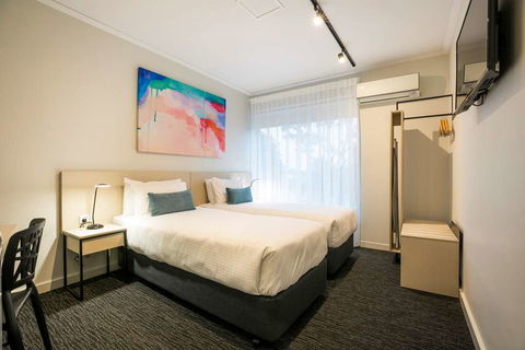 Nightcap At Playford Tavern - Northern Rivers Accommodation 7