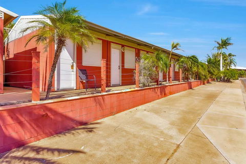 Econo Lodge Karratha - Northern Rivers Accommodation 5