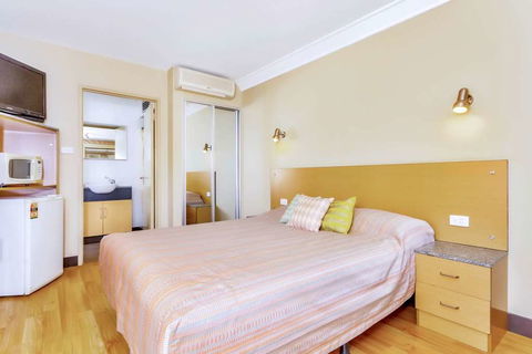 Econo Lodge Karratha - Northern Rivers Accommodation 8