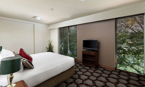 Rydges Capital Hill - Northern Rivers Accommodation 12
