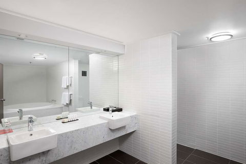 Rydges Capital Hill - Northern Rivers Accommodation 15